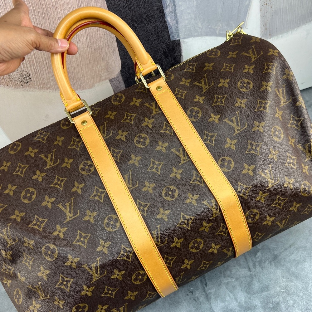 🌵Authentic Louis Vuitton Keepall 45 in Monogram🌵 - Picture 3 of 15